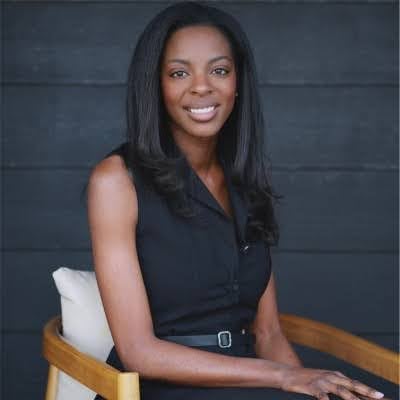 Shan Williams headshot